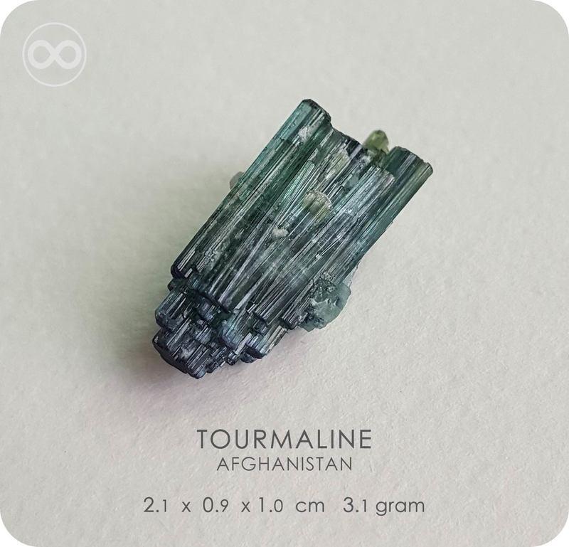 Bi-Green Tourmaline Cluster 馥綠電氣石晶簇 Argentium Pendant 鍺銀墜飾 - H259