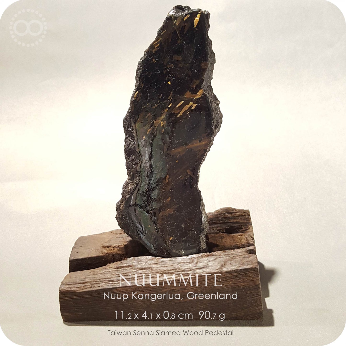 Star Chronicle ♦ H199 ✡ NUMMITE ✡ Nuummate:: Grönländische antike Mine:: Holzsockelornamente