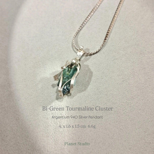 Bi-Green Tourmaline Cluster 馥綠電氣石晶簇 Argentium Pendant 鍺銀墜飾 - H259