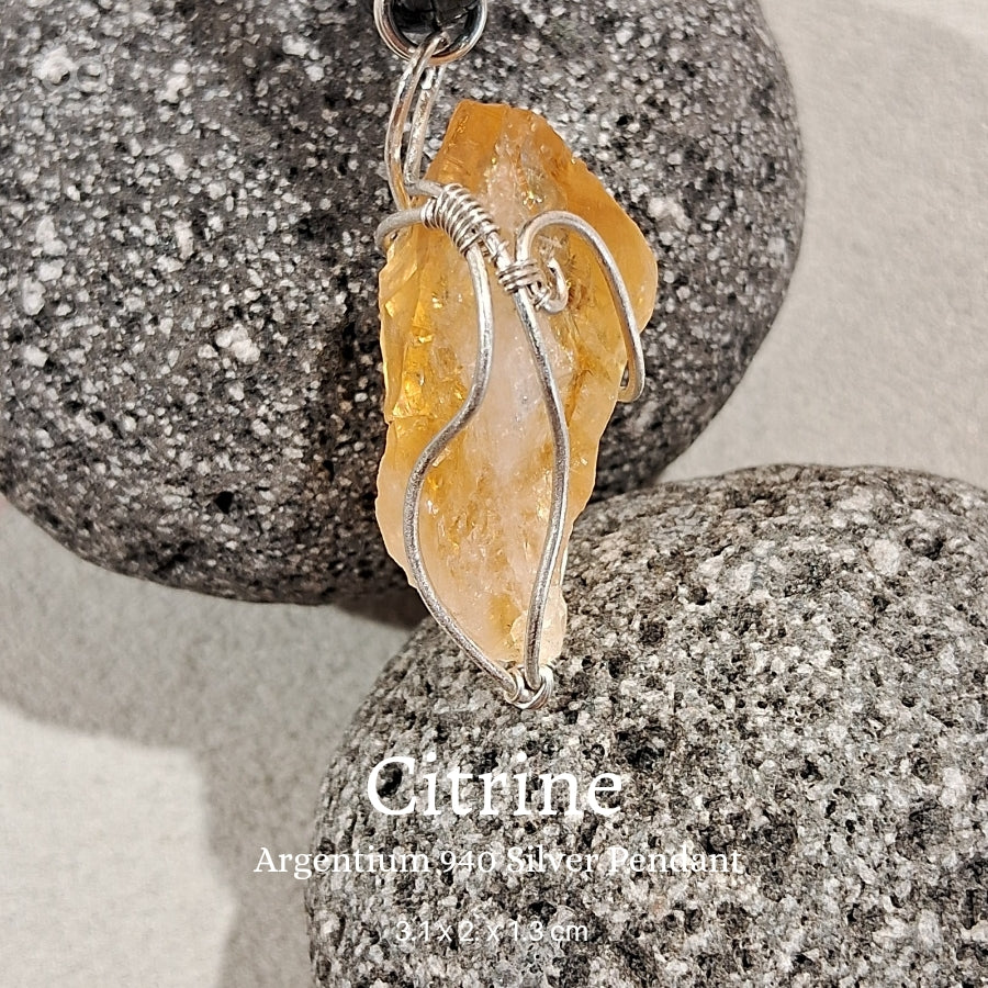 Citrine Pendant 黃水晶 ♾ 星球天然石礦墜系列 ｜ Planet Studio