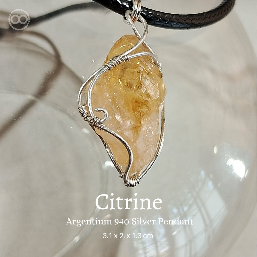 Citrine Pendant 黃水晶 ♾ 星球天然石礦墜系列 ｜ Planet Studio