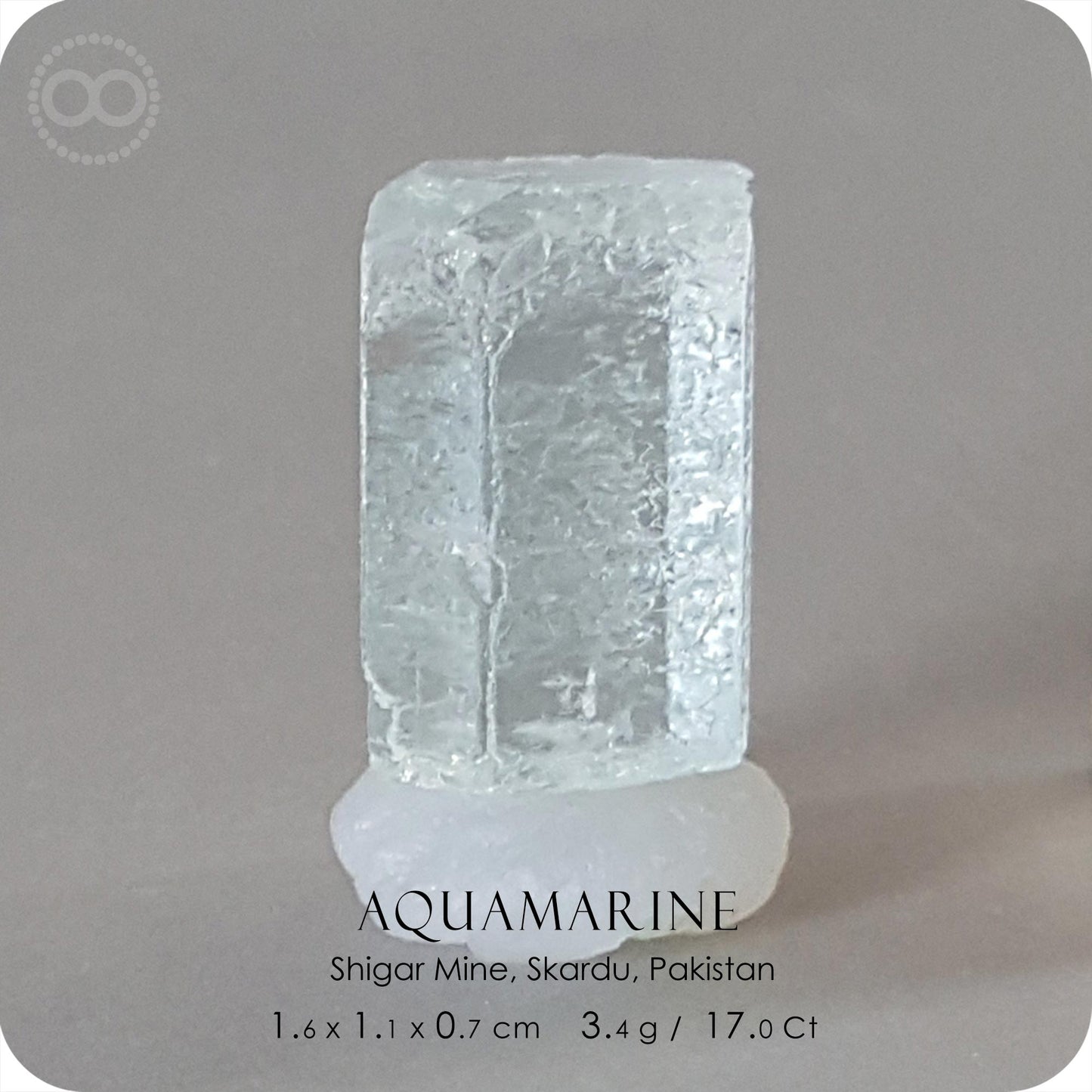 星紀圖 ♦ Aquamarine 海水藍寶 :: 蝕刻晶體 Pakistan [ AS24 ]