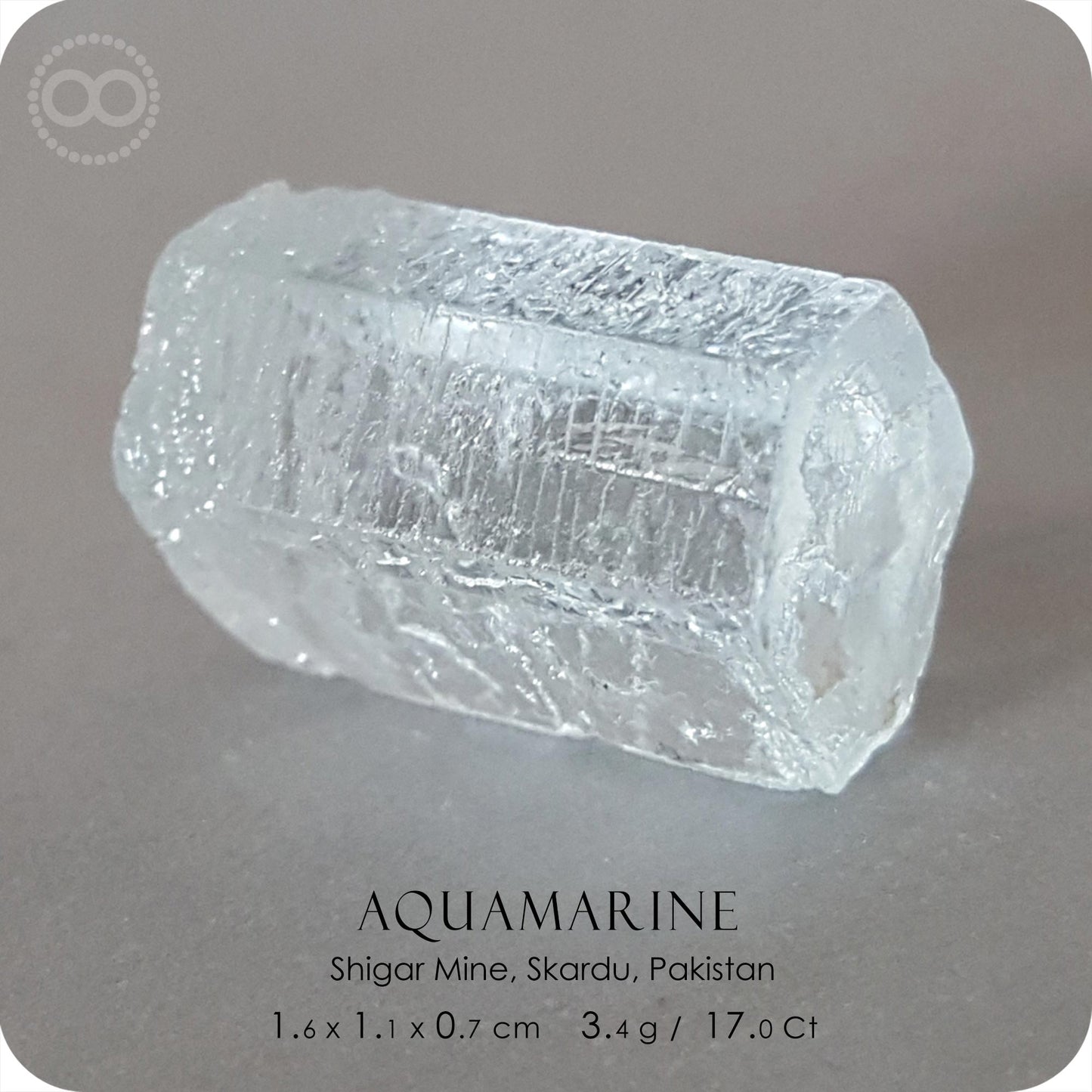 星紀圖 ♦ Aquamarine 海水藍寶 :: 蝕刻晶體 Pakistan [ AS24 ]